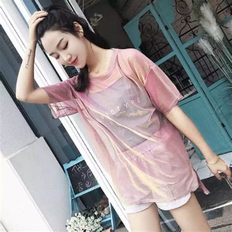 Baju Cewek Transparan: Tren Fashion Terkini & Tips Padu Padannya