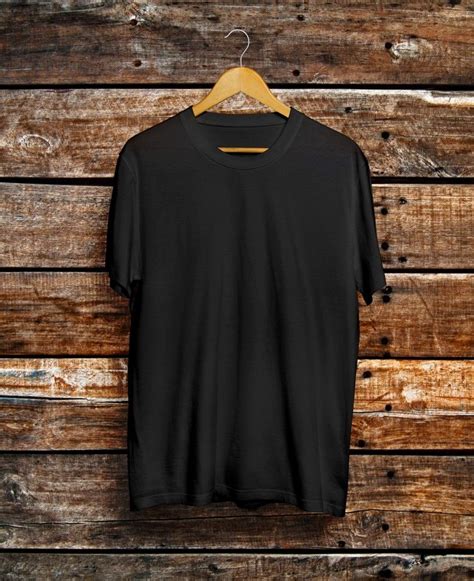 Baju Kaos Hitam Polos: Gaya Simpel, Opsi Tak Terbatas
