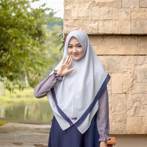 Mengintip Dunia Keceriaan: Foto Cewek2 Cantik SD yang Menggemaskan